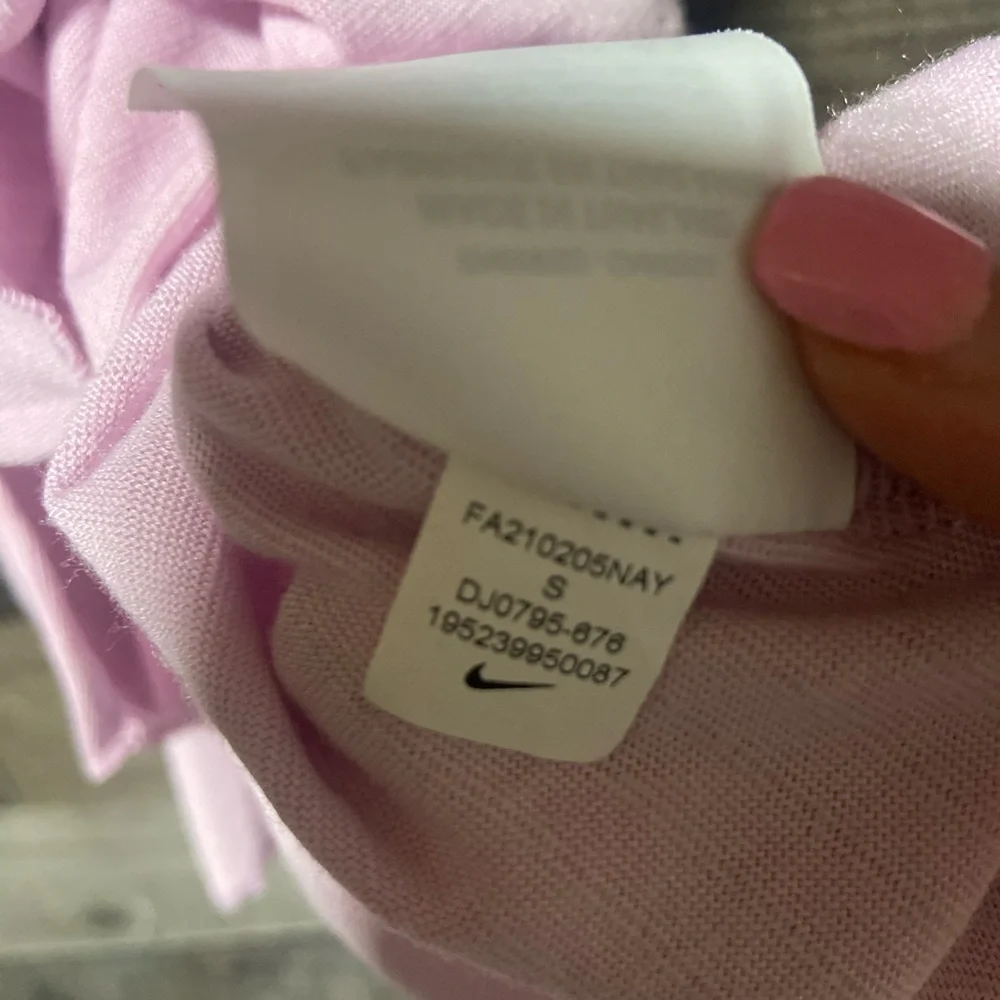 Nike Lightweight Light Pink Dri-FIT Tank Top Small